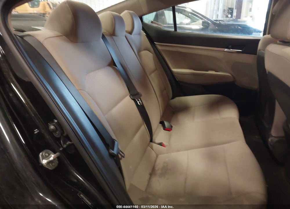 2020 HYUNDAI ELANTRA SE VIN: 5NPD74LFXLH619555