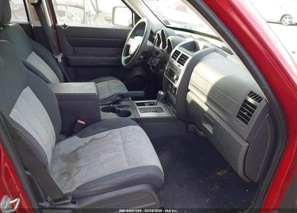 2008 DODGE NITRO SXT VIN: 1D8GU28K18W128455