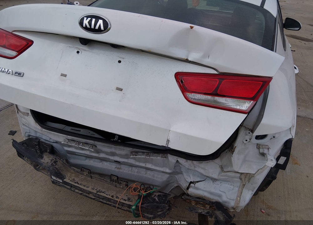2020 KIA OPTIMA LX VIN: 5XXGT4L30LG411551