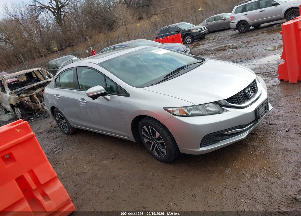 2015 HONDA CIVIC EX VIN: 19XFB2F88FE053266