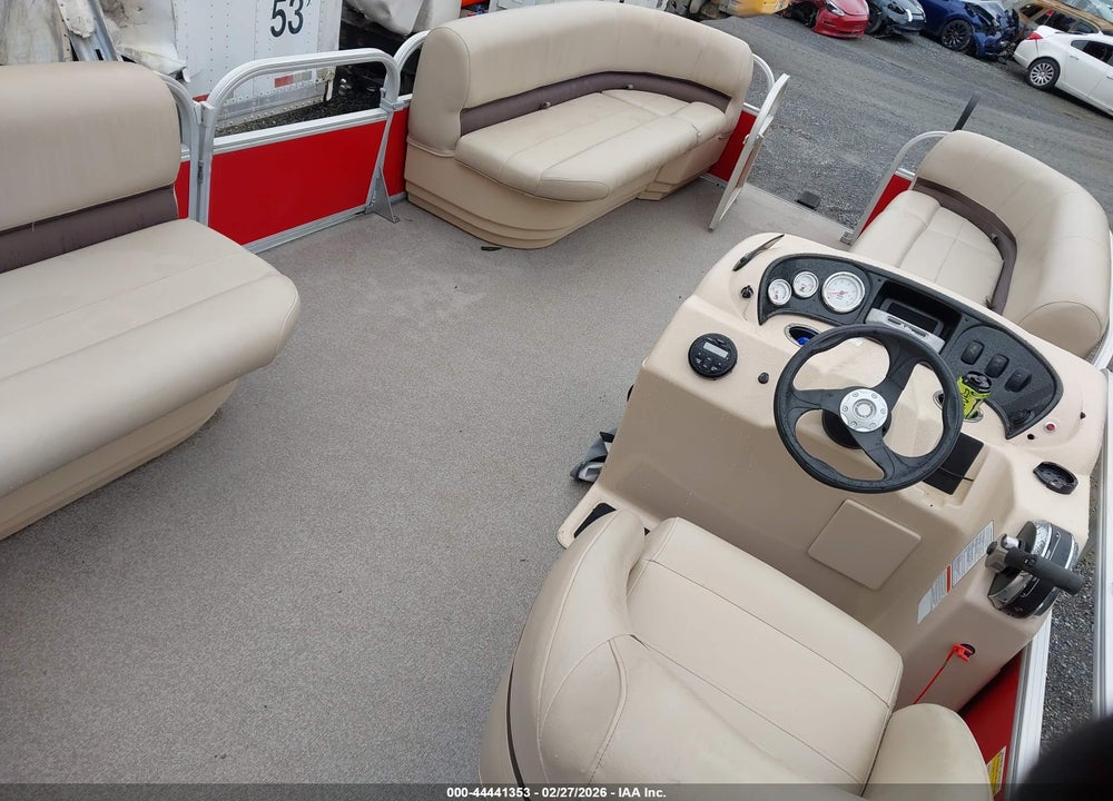 2017 SUNTRACKER BOAT AND TRAILER VIN: 00000BUJ16097C717