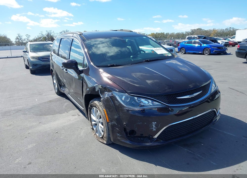 2017 CHRYSLER PACIFICA TOURING-L VIN: 2C4RC1BG8HR527090