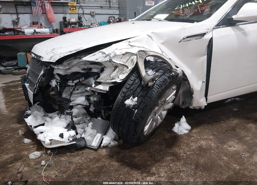 2010 CADILLAC CTS LUXURY VIN: 1G6DG5EG9A0150077