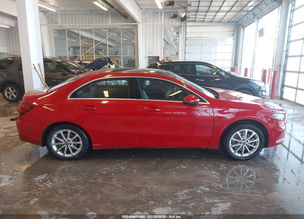 2019 MERCEDES-BENZ A 220 4MATIC VIN: WDD3G4FB3KW019950