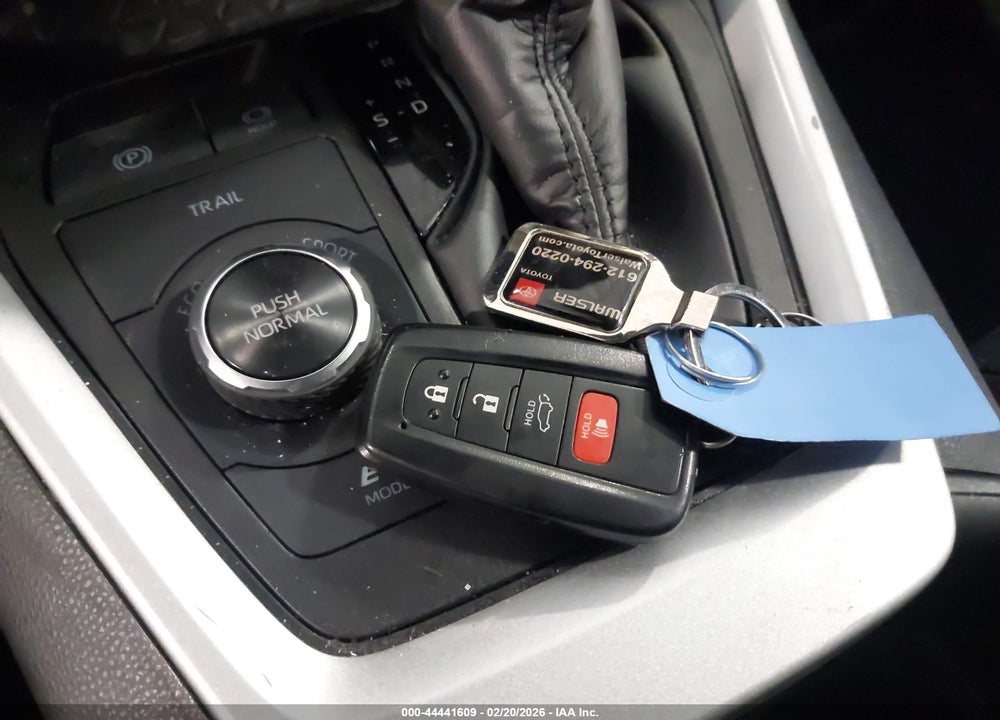 2023 TOYOTA RAV4 HYBRID XLE PREMIUM VIN: 4T3B6RFV2PU131449