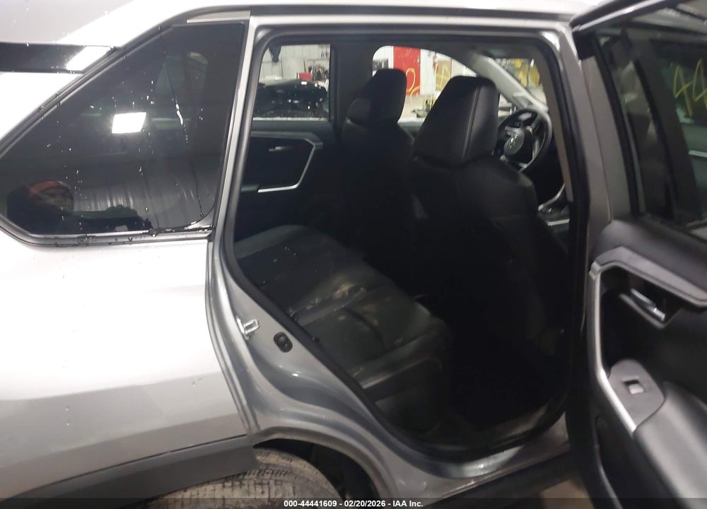 2023 TOYOTA RAV4 HYBRID XLE PREMIUM VIN: 4T3B6RFV2PU131449