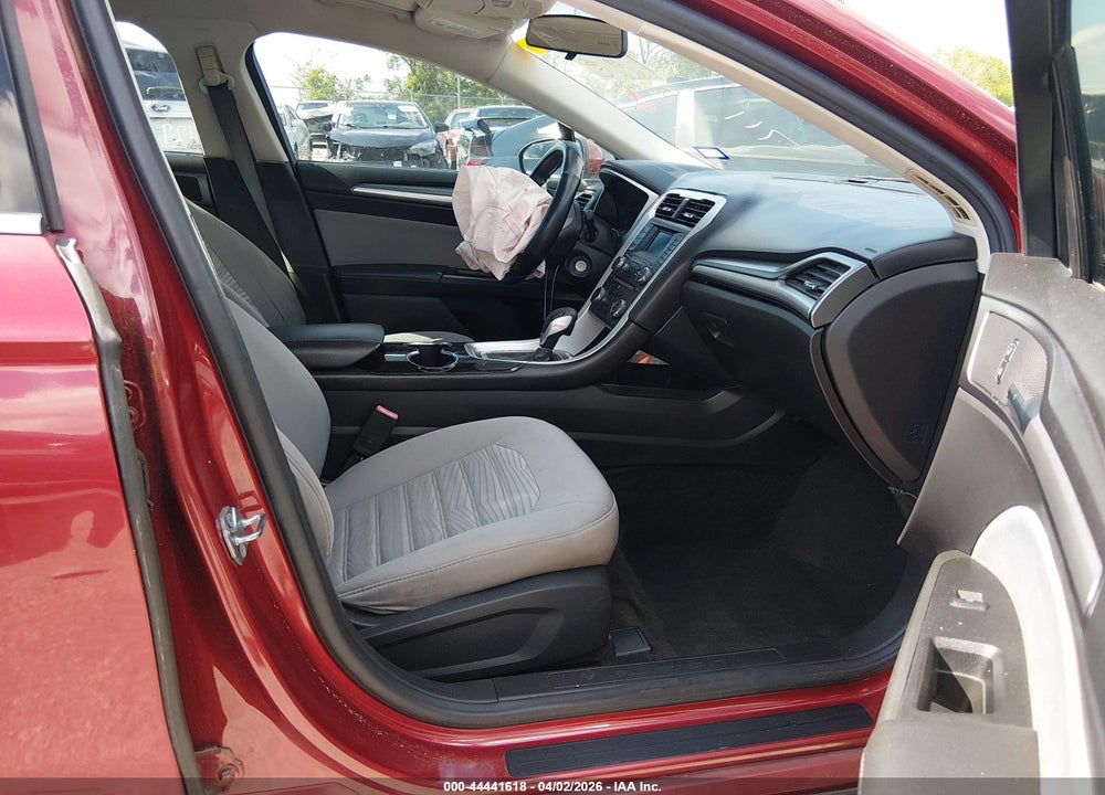2016 FORD FUSION S VIN: 3FA6P0G74GR340566