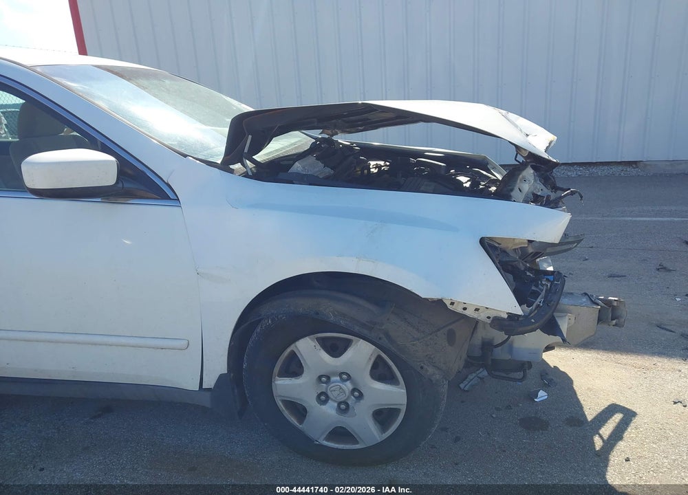 2005 HONDA ACCORD 2.4 LX VIN: 1HGCM564X5L001916