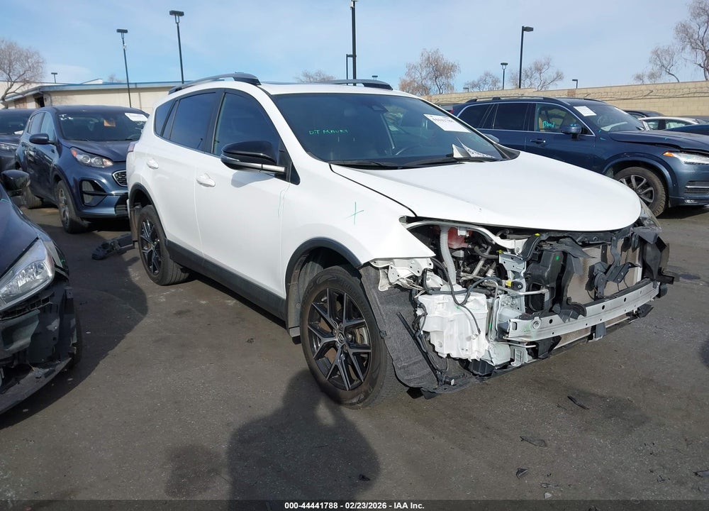 2017 TOYOTA RAV4 SE VIN: JTMNFREV2HJ706115