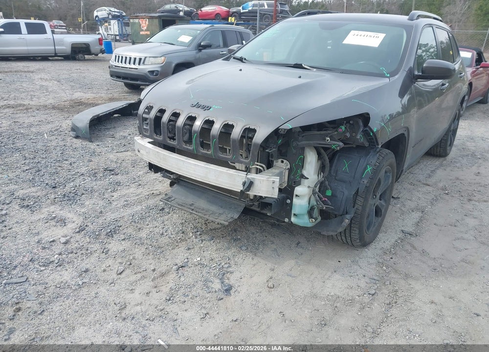 2018 JEEP CHEROKEE LATITUDE 4X4 VIN: 1C4PJMCB6JD512274