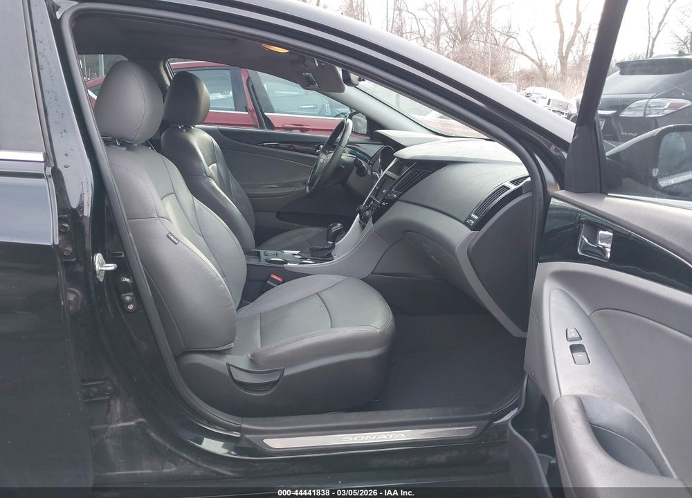 2011 HYUNDAI SONATA LTD VIN: 5NPEC4AC2BH008894