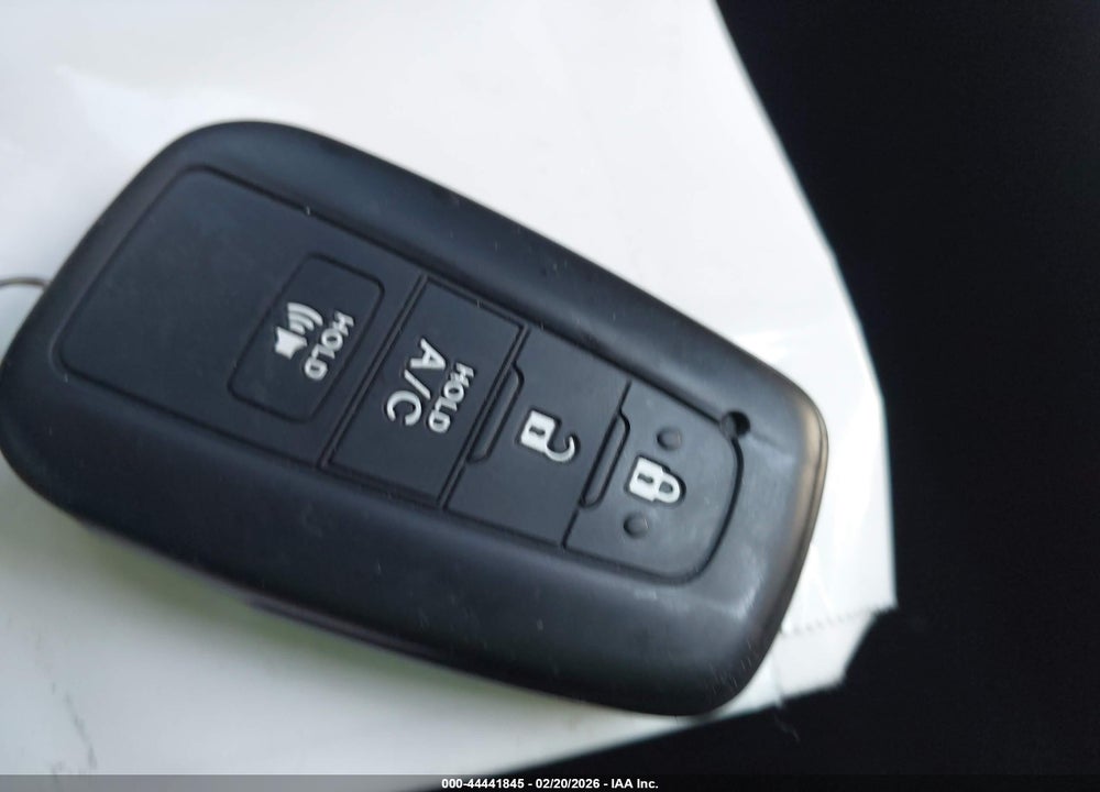2022 TOYOTA COROLLA HYBRID LE VIN: JTDEAMDE1NJ052562