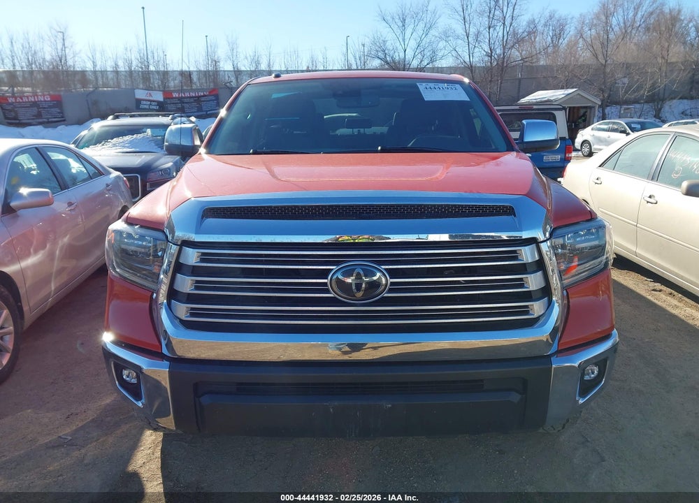 2018 TOYOTA TUNDRA LIMITED 5.7L V8 VIN: 5TFHY5F19JX684080