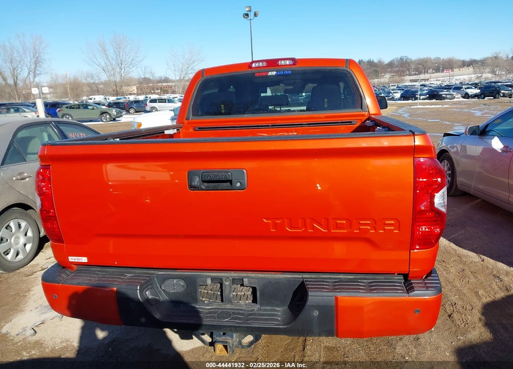 2018 TOYOTA TUNDRA LIMITED 5.7L V8 VIN: 5TFHY5F19JX684080