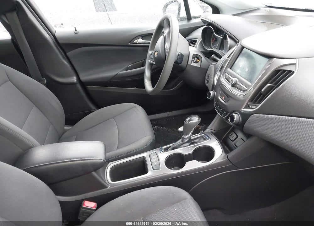 2019 CHEVROLET CRUZE LT VIN: 1G1BE5SMXK7107812