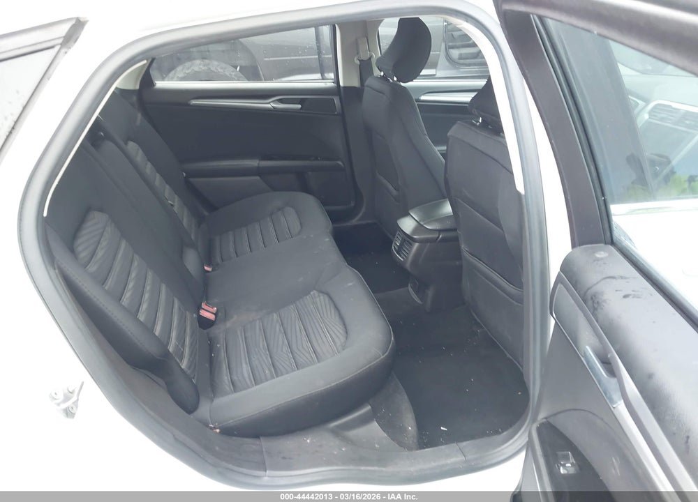 2016 FORD FUSION SE VIN: 3FA6P0H7XGR252992