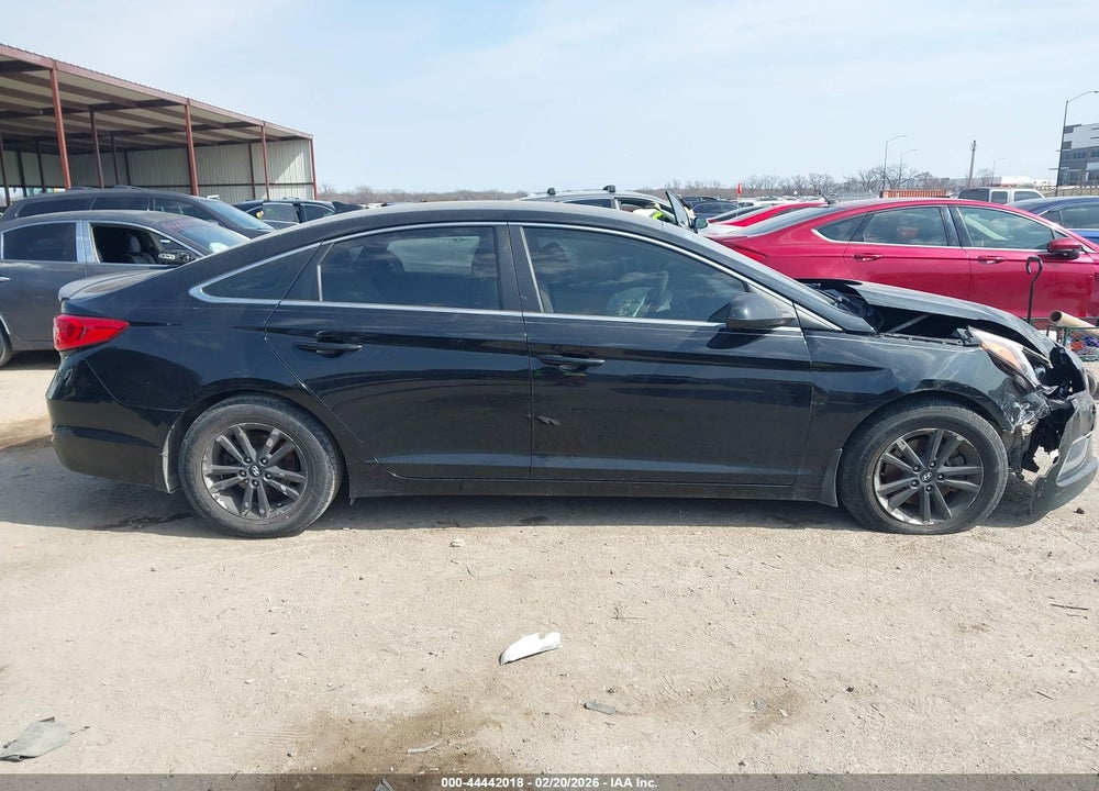 2016 HYUNDAI SONATA SE VIN: 5NPE24AF9GH289497