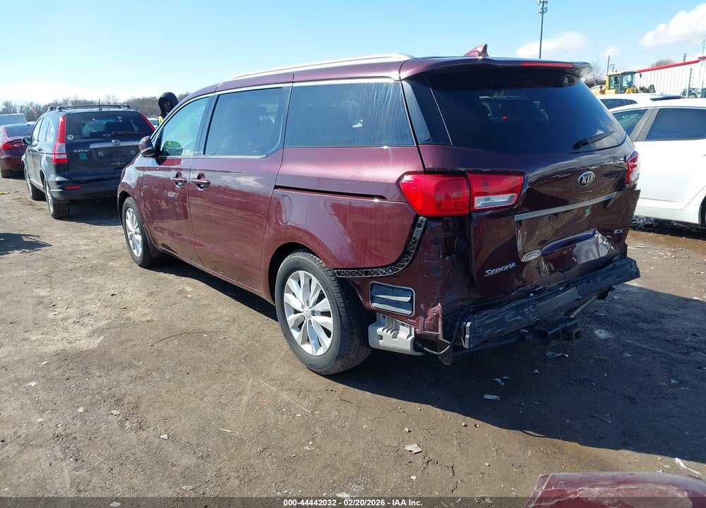 2018 KIA SEDONA EX VIN: KNDMC5C11J6400884
