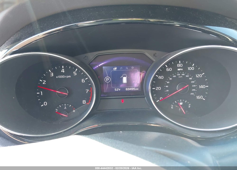 2018 KIA SEDONA EX VIN: KNDMC5C11J6400884