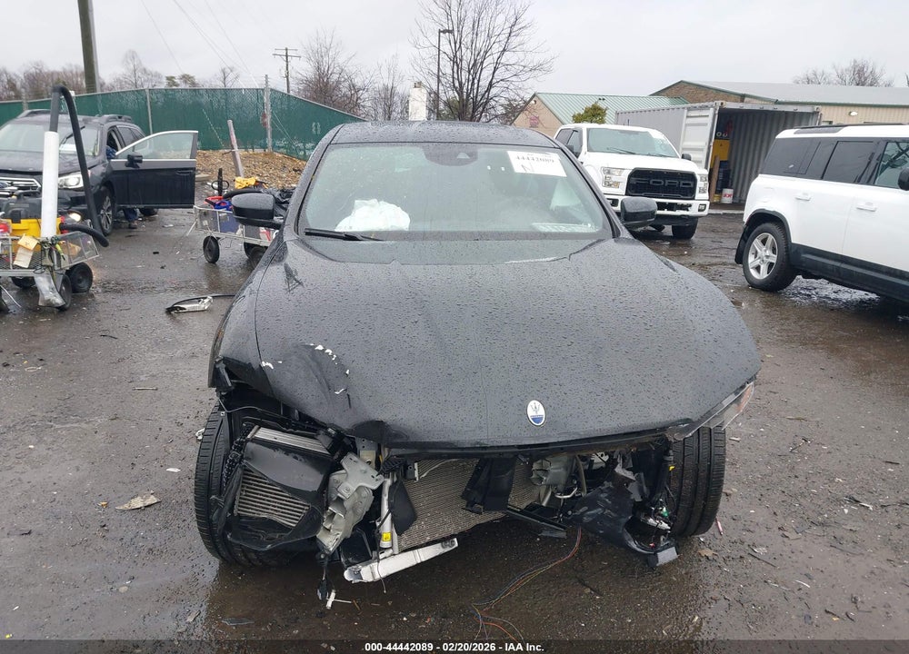 2023 MASERATI LEVANTE MODENA VIN: ZN661YUM6PX411499