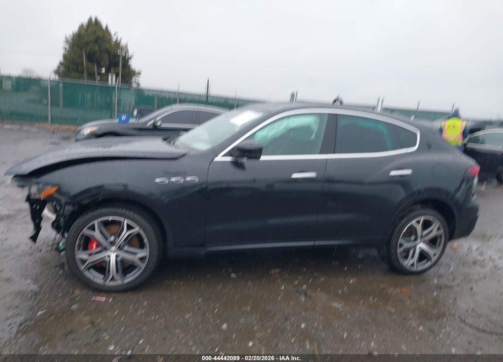 2023 MASERATI LEVANTE MODENA VIN: ZN661YUM6PX411499