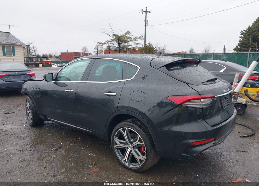 2023 MASERATI LEVANTE MODENA VIN: ZN661YUM6PX411499