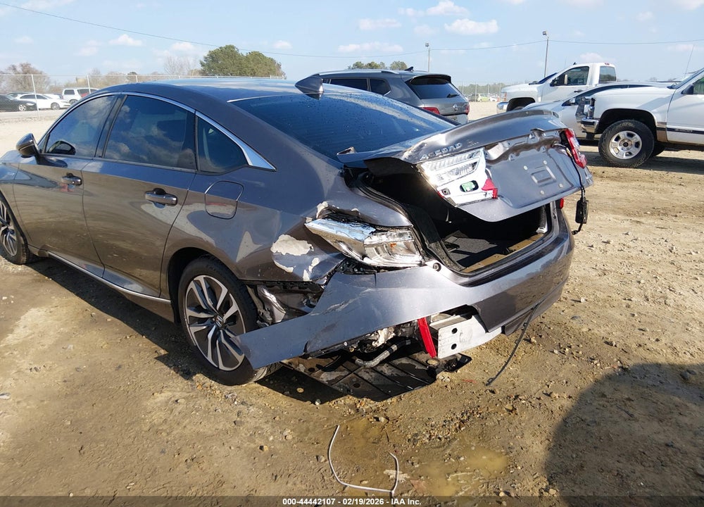 2018 HONDA ACCORD HYBRID EX-L VIN: 1HGCV3F52JA000209