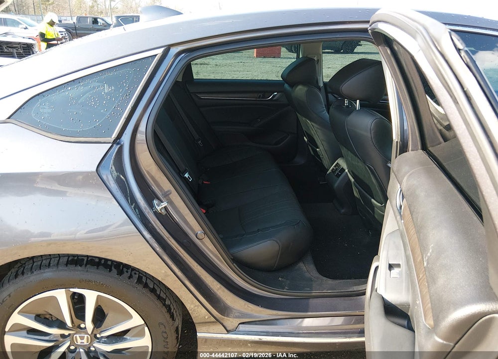 2018 HONDA ACCORD HYBRID EX-L VIN: 1HGCV3F52JA000209
