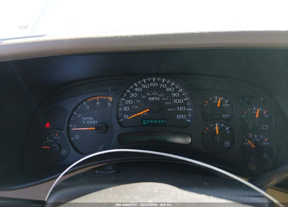 2005 GMC SIERRA 2500HD SLE VIN: 1GTHC23255F941273