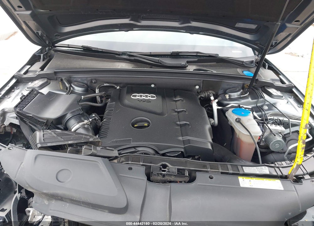 2014 AUDI A4 2.0T PREMIUM VIN: WAUEFAFL9EN020914