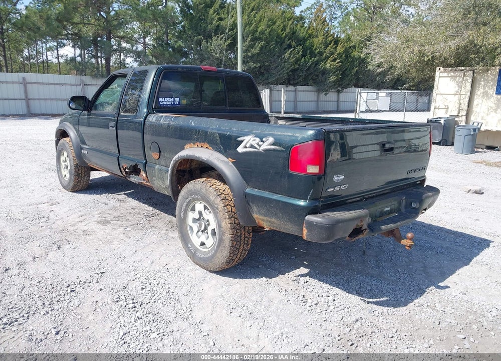 2002 CHEVROLET S-10 LS VIN: 1GCCT19W928170735