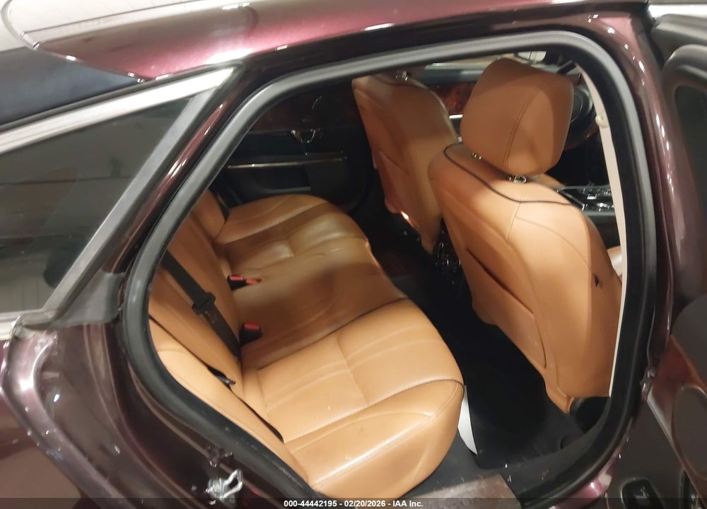 2016 JAGUAR XJ R-SPORT VIN: SAJWJ1CD1G8V99080