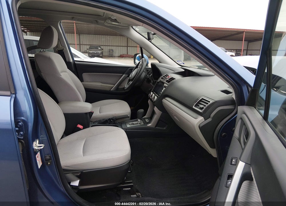 2018 SUBARU FORESTER 2.5I PREMIUM VIN: JF2SJAEC7JH611811
