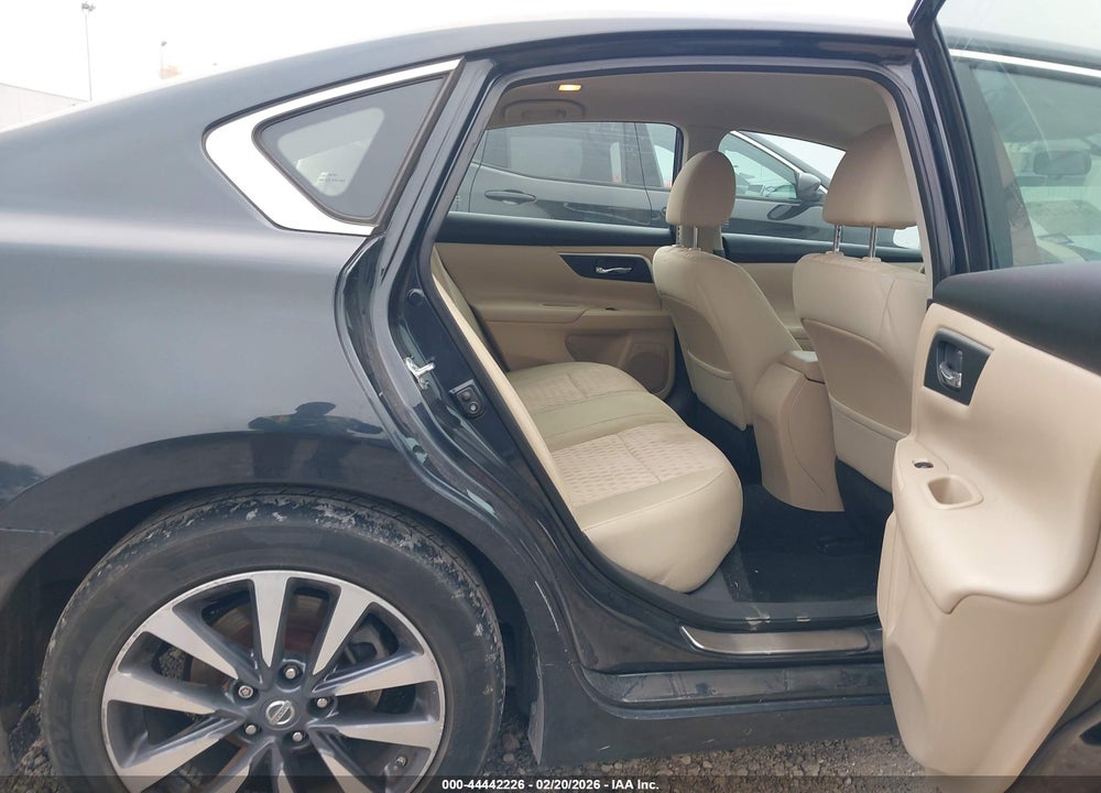 2017 NISSAN ALTIMA 2.5 SV VIN: 1N4AL3AP8HC165786