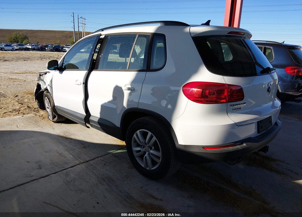 2017 VOLKSWAGEN TIGUAN 2.0T/2.0T S VIN: WVGAV7AX0HK019623