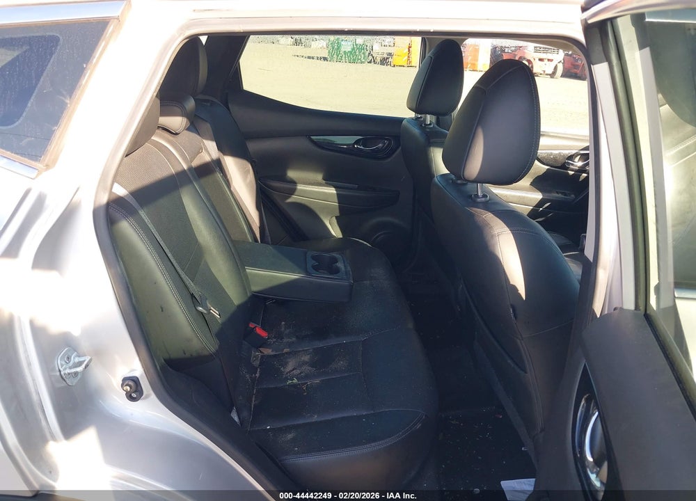 2017 NISSAN ROGUE SPORT SL VIN: JN1BJ1CP2HW020637