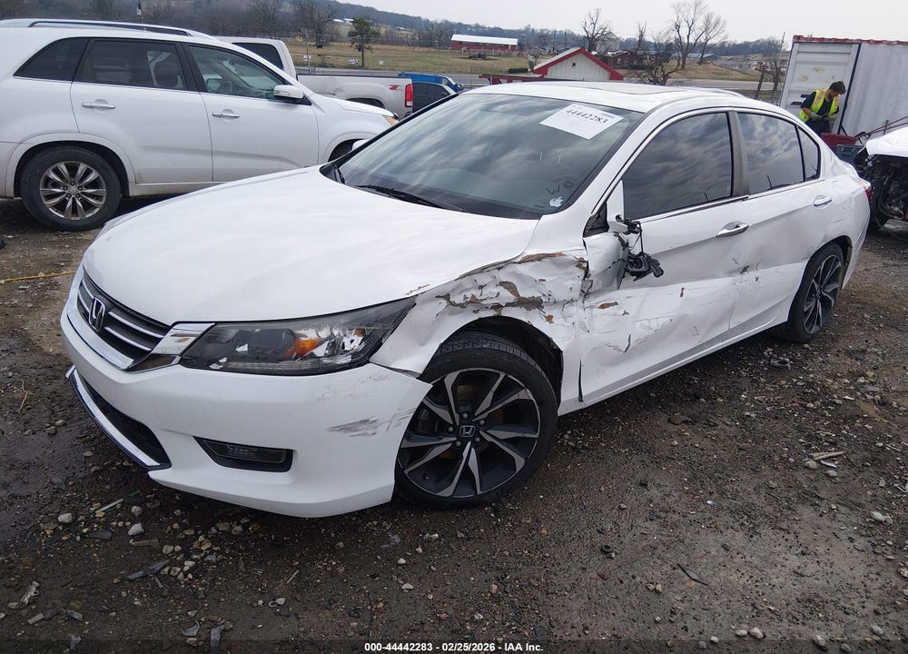 2015 HONDA ACCORD EX-L VIN: 1HGCR2F89FA028329