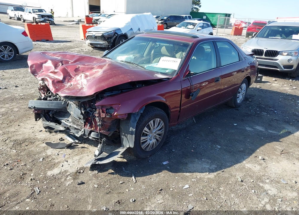2000 TOYOTA CAMRY LE VIN: 4T1BG22K4YU737877