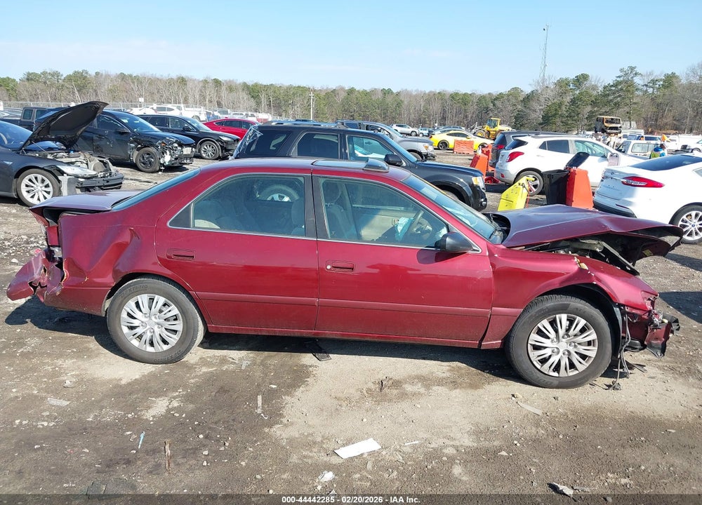2000 TOYOTA CAMRY LE VIN: 4T1BG22K4YU737877