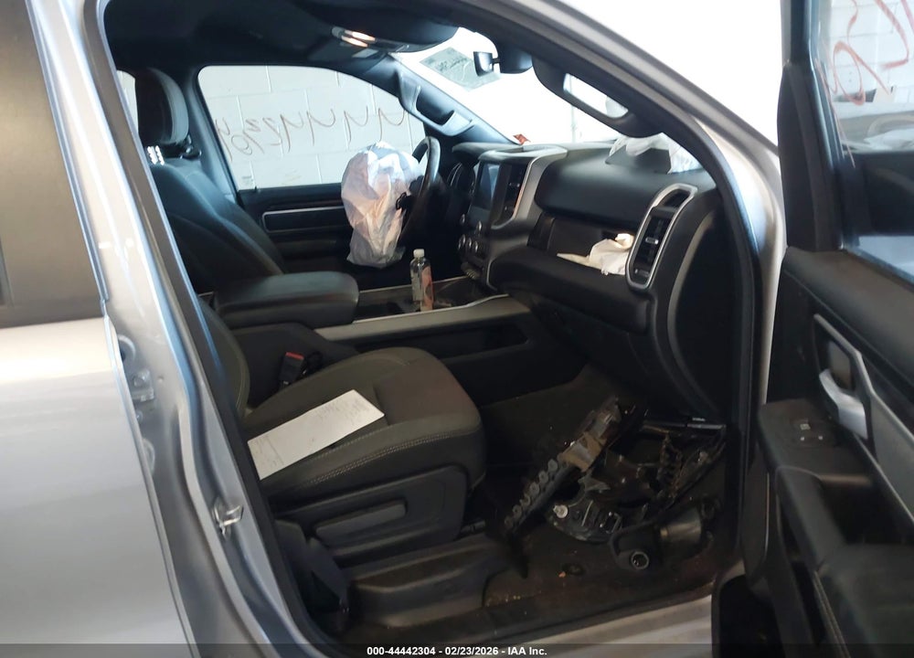 2022 RAM 1500 BIG HORN  4X4 5'7 BOX VIN: 1C6SRFFTXNN270373