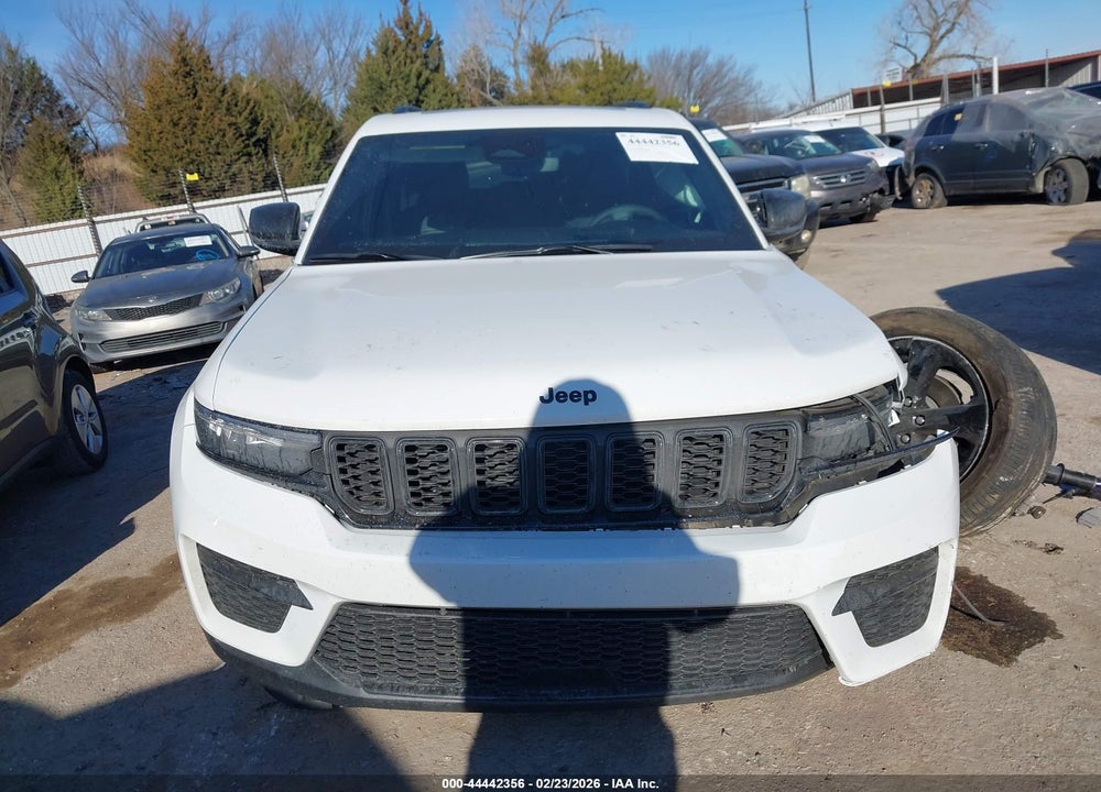 2024 JEEP GRAND CHEROKEE ALTITUDE 4X4 VIN: 1C4RJHAG1RC679786