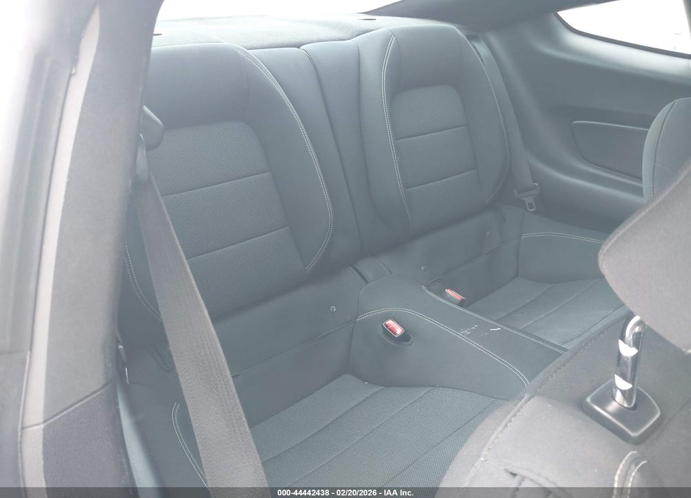 2016 FORD MUSTANG V6 VIN: 1FA6P8AM8G5278864