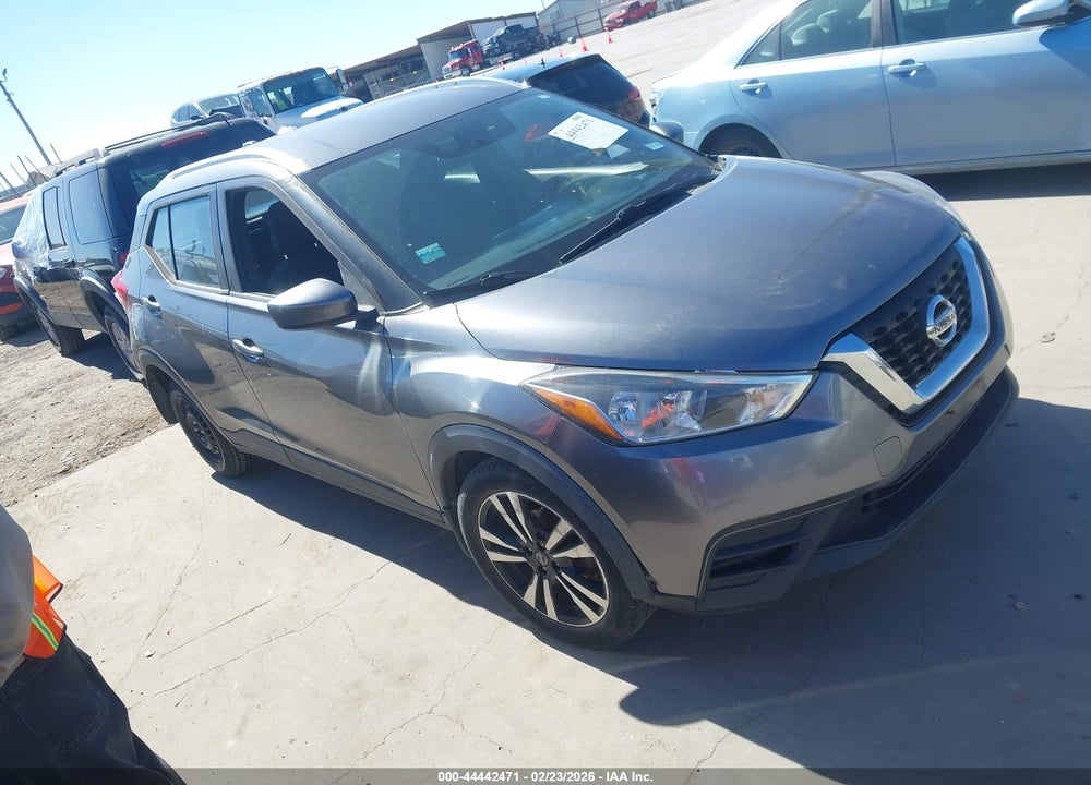 2018 NISSAN KICKS SV VIN: 3N1CP5CU5JL530735