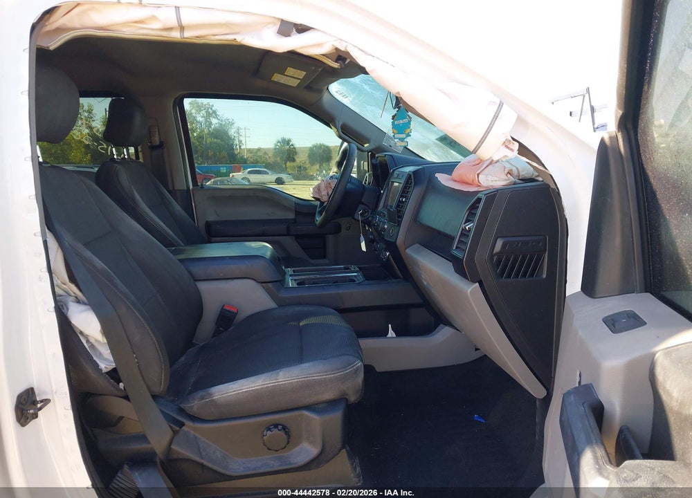 2020 FORD F-150 XL VIN: 1FTEW1C45LFC18039