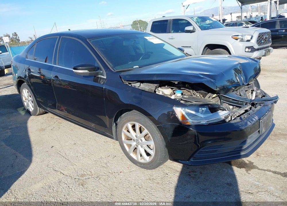 2017 VOLKSWAGEN JETTA 1.4T SE VIN: 3VWDB7AJ7HM365583