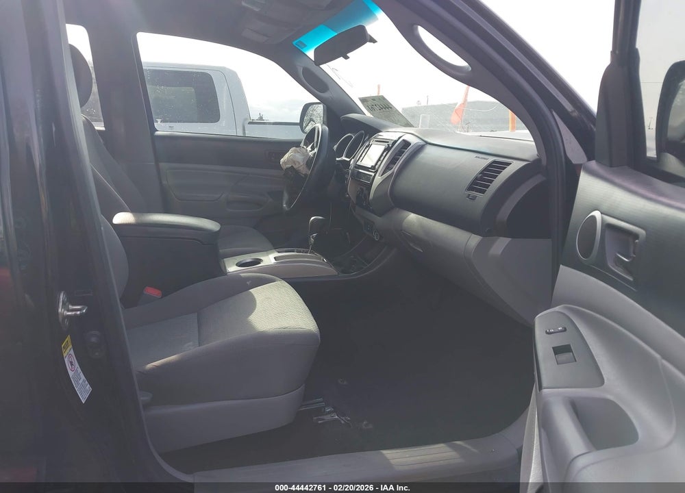 2014 TOYOTA TACOMA BASE V6 VIN: 3TMLU4EN7EM147465