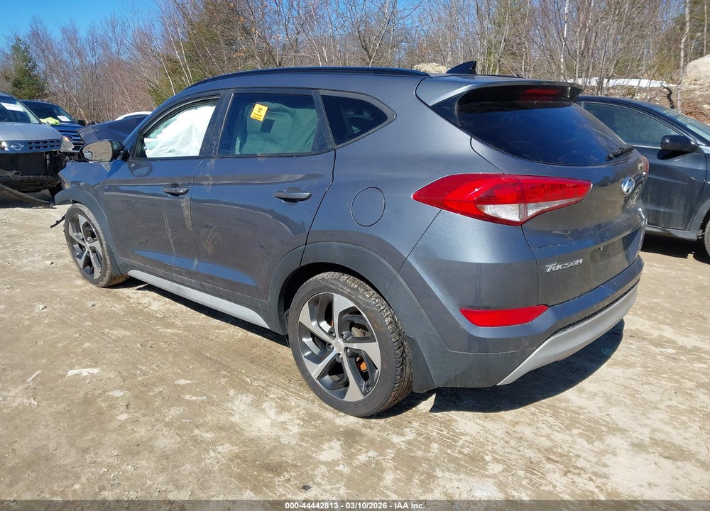 2018 HYUNDAI TUCSON VALUE VIN: KM8J3CA27JU682796