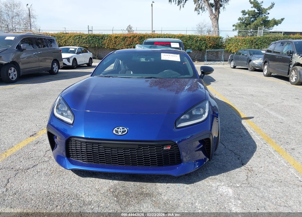 2025 TOYOTA GR86 PREMIUM VIN: JF1ZNBE10S9758110