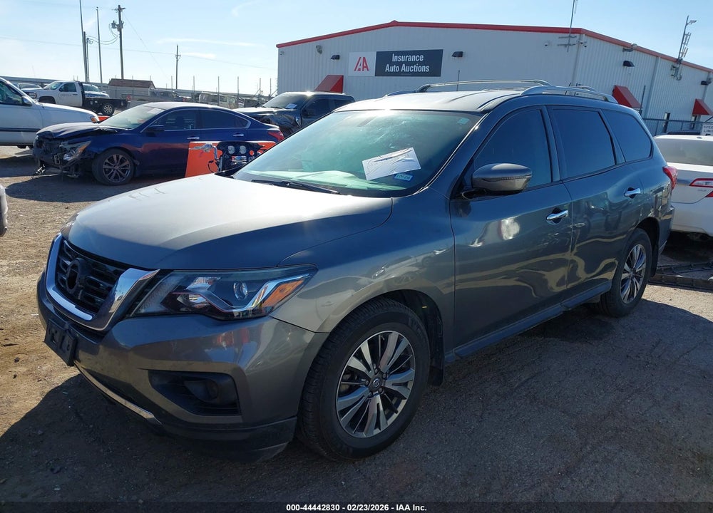 2018 NISSAN PATHFINDER S VIN: 5N1DR2MN0JC657319