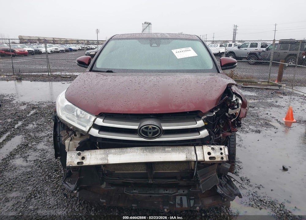 2019 TOYOTA HIGHLANDER LE PLUS VIN: 5TDBZRFH5KS921128